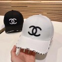 海外 Chanel ベースボールキャップ コットン 白黒 パリ おしゃれ