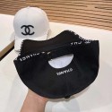 海外 Chanel ベースボールキャップ コットン 白黒 パリ おしゃれ