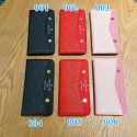 ブランド ルイヴィトンiphone15pro maxケースグッチファッションiphone15/15pro/14plusカバー高品質レザー 手帳型 立体エンボス加工ロゴiphone13/13pro/13pro maxケース
