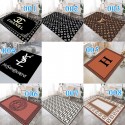 シャネル/Chanel 人気リビングカーペット寝室ベッドサイドマットネットレッド個性的なクロークルーム衣料品店フロアマット滑り止めカスタマイズ可能