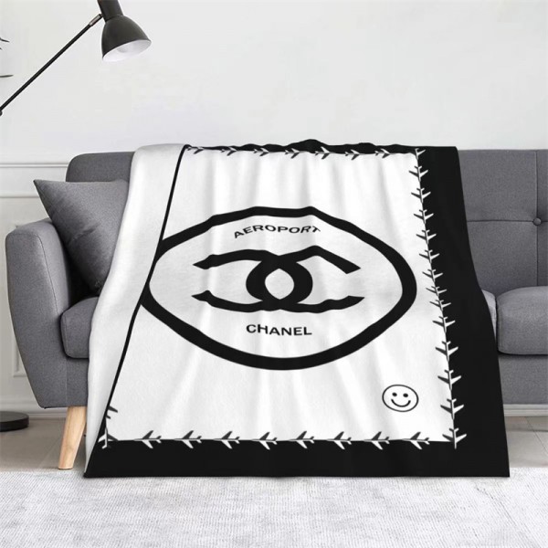 シャネル/Chanel 人気のアロマ風エアコンカバーカーペット 昼休みカーペット ソファカーペット オフィスカーペット 車の毛布 ブランケットビューティー