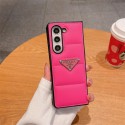 スタイリッシュなプラダ風galaxy Z Fold 3/4/5/6スマホケース プラダ/Pradaトレンド個性保護カバー