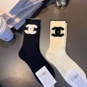 シャネルクラシックダブルCレディースミッドコットンソックス、スタイリッシュな3色（ブラック/ピンク/ホワイト）でエレガントに