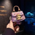 LV 風グリッターミニバッグ型 AirPods4 3 2 ケース カラフルモノグラム高級感イヤホン保護アクセサリー