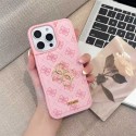 GUESS 風刻印ロゴ多色 iPhone ケース iPhone16/17 対応、ファッションと実用を両立した高級感保護アイテム