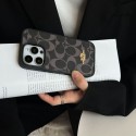 Coach 風モノグラム多色 iPhone17 16 15 スマホケース 高級感と実用性を両立したファッションアイテム