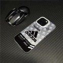 adidas 風モノグラム 2 デザイン iPhone17 16 スマホケース スポーティでファッショナブルな保護アイテム