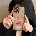 Coach 風モノグラムハートデザインカードポケット付き iPhone17 16 11 スマホケース 可愛らしさと高級感を融合したファッションアイテム